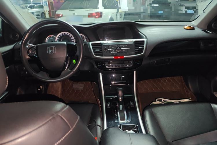 Used Honda Accord 2016 2.0L Elite Edition Center Console
