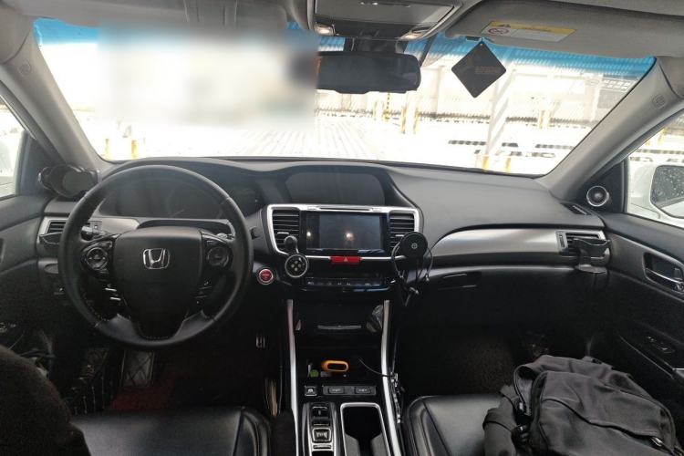 Used Honda Accord 2016 Hybrid 2.0L Rui Ling Edition Center Console