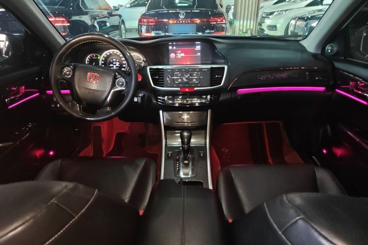 Used Honda Accord 2016 2.0L Elite Edition Center Console