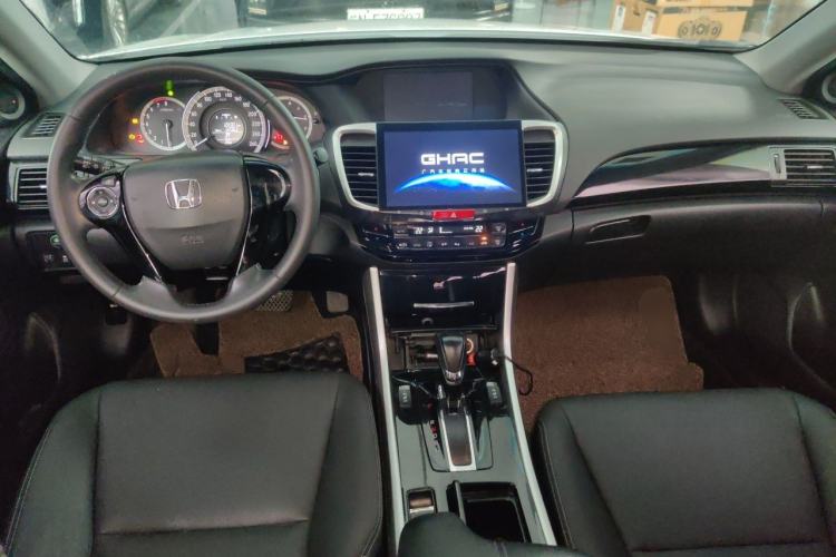 Used Honda Accord 2016 2.0L Elite Edition Center Console