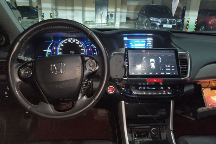 Used Honda Accord 2016 Hybrid 2.0L Sharp Edition Center Console
