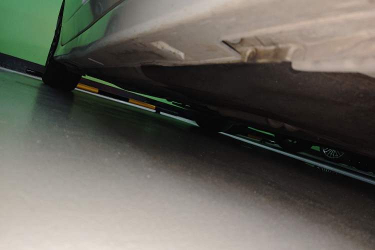 Used Honda Accord 2016 Hybrid 2.0L Sharp Edition Chassis Front Right