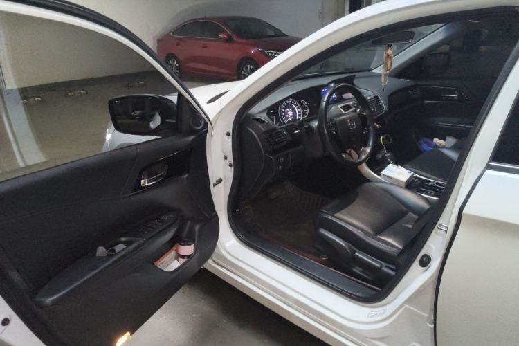 Used Honda Accord 2016 2.0L Elite Edition Driver Seat