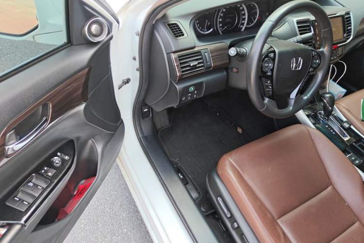 Used Honda Accord 2016 2.4L Prestige Edition Driver Seat