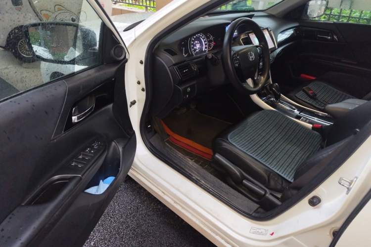 Used Honda Accord 2016 2.0L Comfort Edition Driver Seat