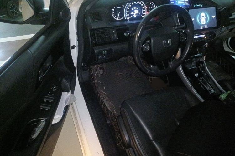 Used Honda Accord 2016 2.0L Elite Edition Driver Seat