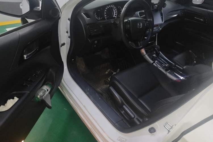 Used Honda Accord 2016 2.0L Elite Edition Driver Seat