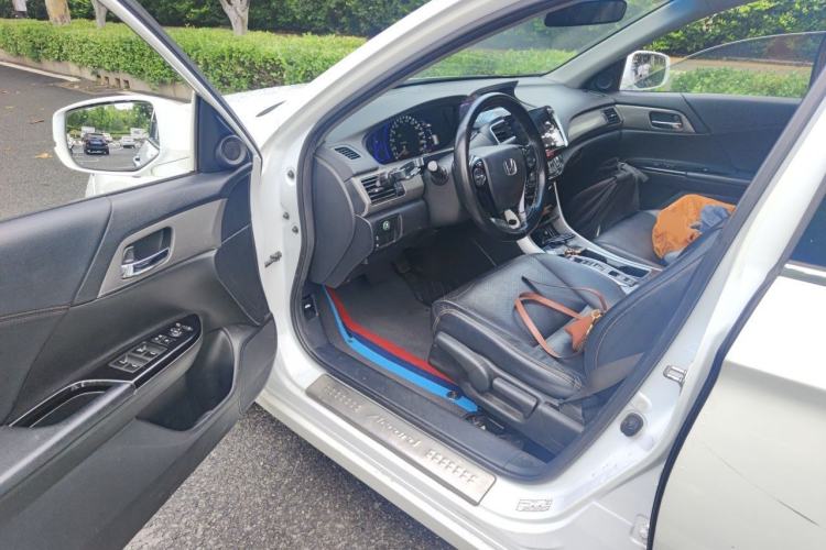 Used Honda Accord 2016 Hybrid 2.0L Sharp Edition Driver Seat