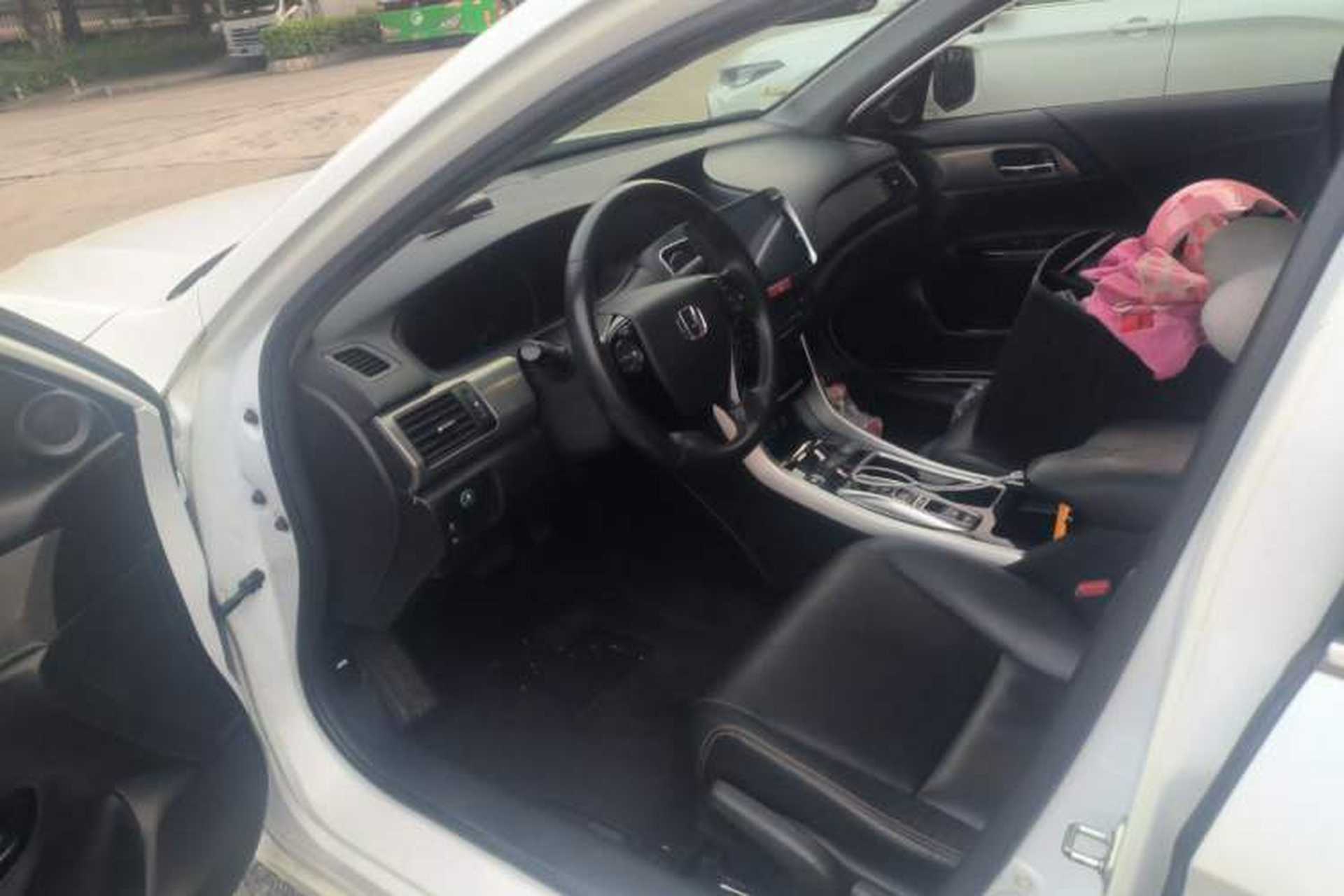Used Honda Accord 2016 Hybrid 2.0L Sharp Edition Driver Seat