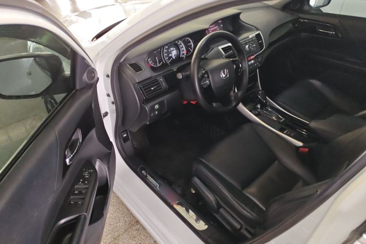 Used Honda Accord 2016 2.0L Elite Edition Driver Seat