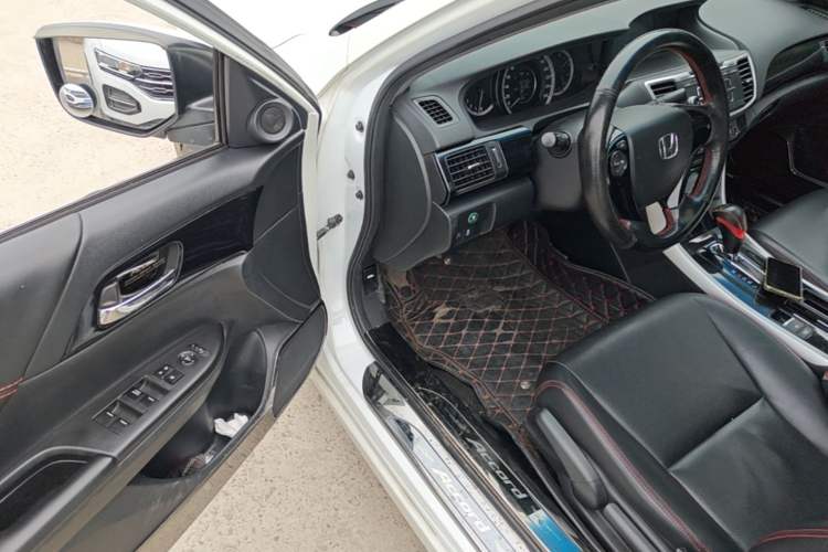 Used Honda Accord 2016 2.0L Comfort Edition Driver Seat