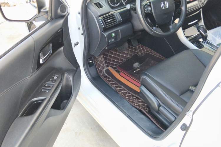 Used Honda Accord 2016 2.0L Elite Edition Driver Seat