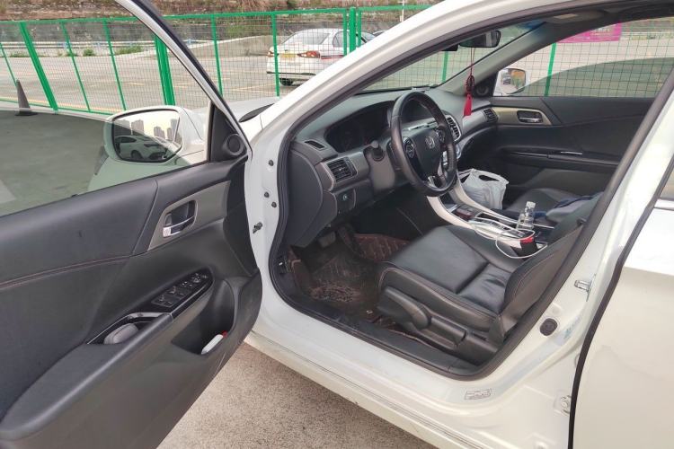 Used Honda Accord 2016 Hybrid 2.0L Sharp Edition Driver Seat