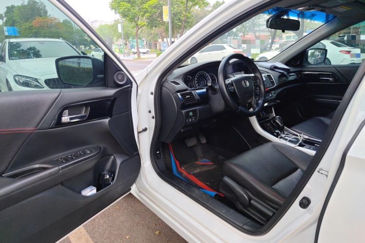 Used Honda Accord 2016 2.0L Comfort Edition Driver Seat