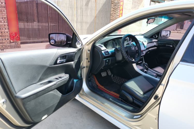 Used Honda Accord 2016 2.0L Comfort Edition Driver Seat