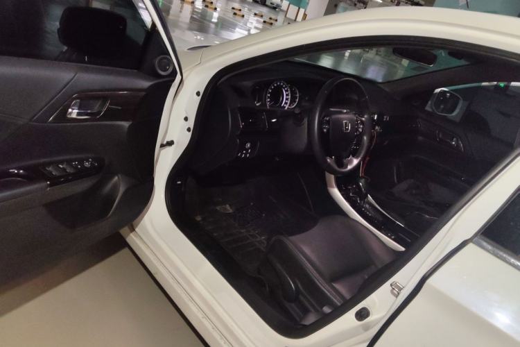 Used Honda Accord 2016 2.4L Zhi Rui Edition Driver Seat