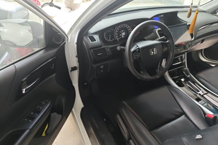 Used Honda Accord 2016 2.0L Comfort Edition Driver Seat