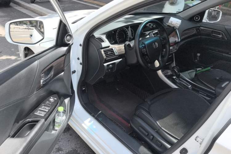 Used Honda Accord 2016 2.4L Luxury Edition Driver Seat
