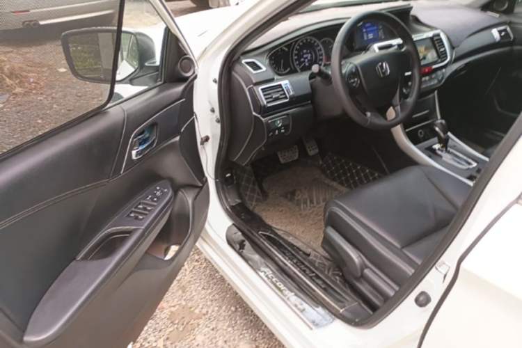 Used Honda Accord 2016 2.0L Elite Edition Driver Seat