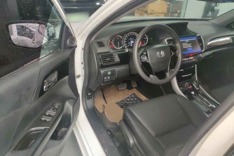 Used Honda Accord 2016 2.0L Elite Edition Driver Seat