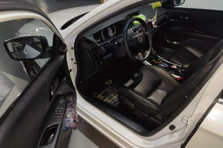 Used Honda Accord 2016 2.0L Comfort Edition Driver Seat