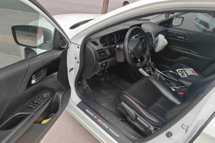 Used Honda Accord 2016 2.0L Comfort Edition Driver Seat