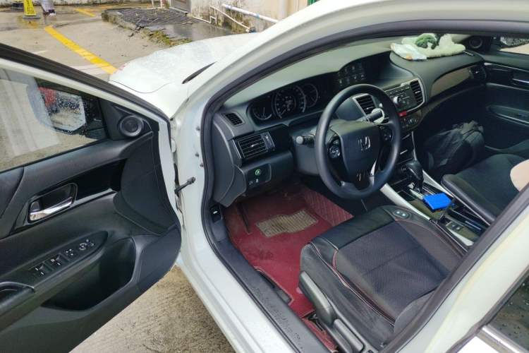 Used Honda Accord 2016 2.0L Comfort Edition Driver Seat