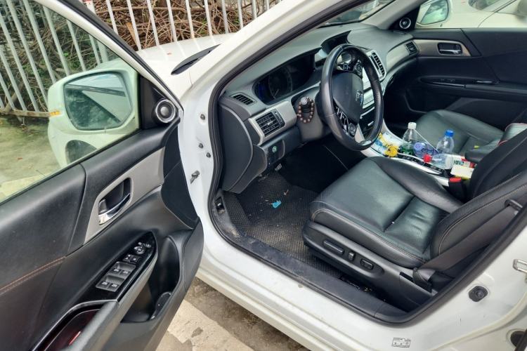 Used Honda Accord 2016 Hybrid 2.0L Rui Ling Edition Driver Seat