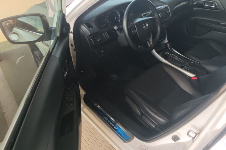 Used Honda Accord 2016 2.0L Elite Edition Driver Seat