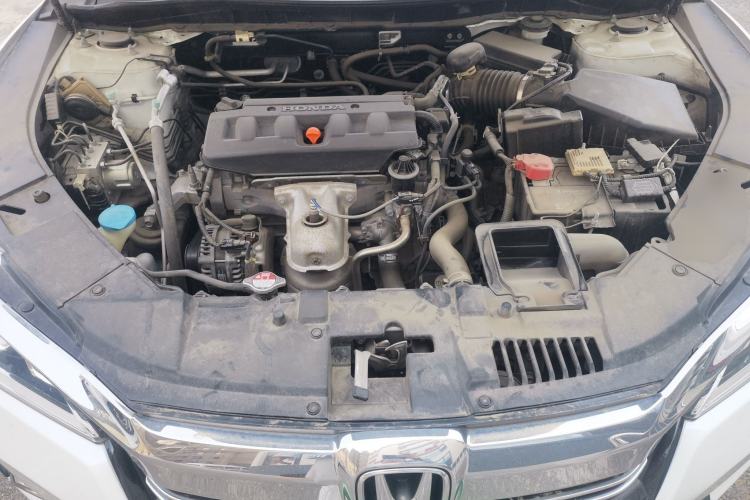 Used Honda Accord 2016 2.0L Comfort Edition Engine Bay