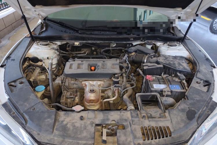 Used Honda Accord 2016 2.0L Comfort Edition Engine Bay