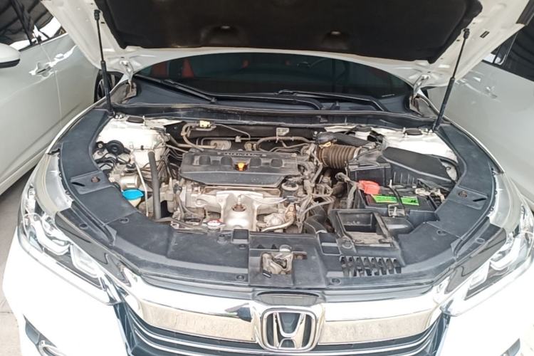 Used Honda Accord 2016 2.0L Comfort Edition Engine Bay
