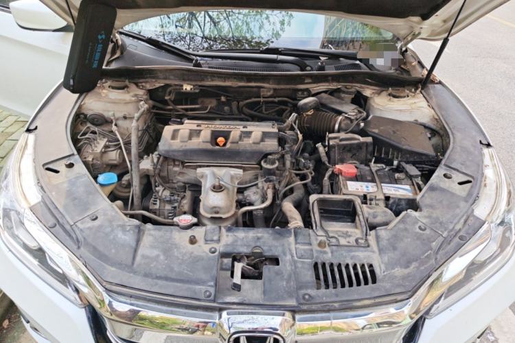 Used Honda Accord 2016 2.0L Comfort Edition Engine Bay