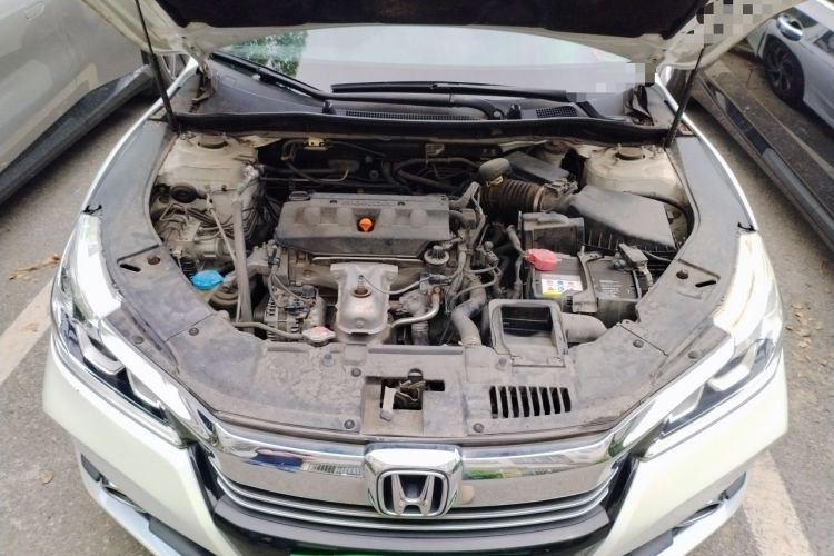 Used Honda Accord 2016 2.0L Comfort Edition Engine Bay