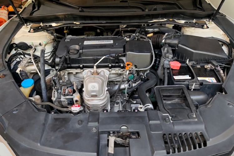 Used Honda Accord 2016 2.4L Luxury Edition Engine Bay