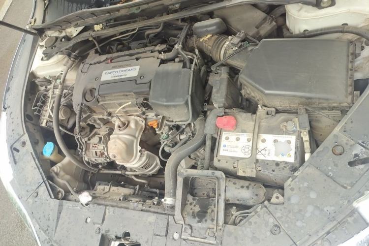 Used Honda Accord 2016 2.4L Comfort Edition Engine Bay