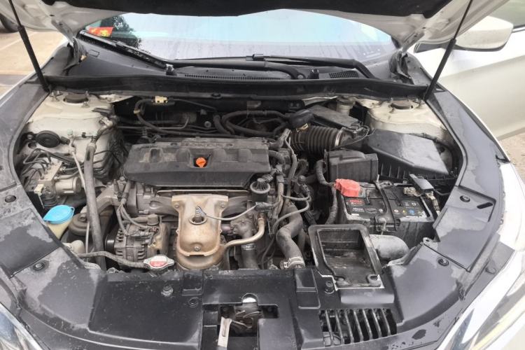 Used Honda Accord 2016 2.0L Comfort Edition Engine Bay