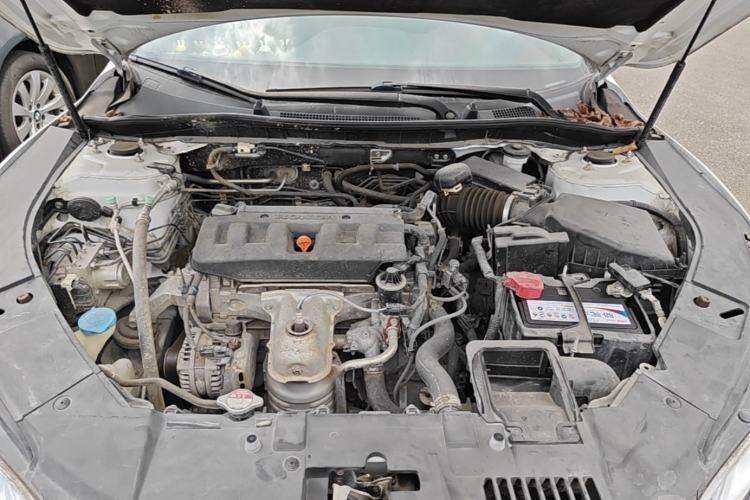 Used Honda Accord 2016 2.0L Comfort Edition Engine Bay