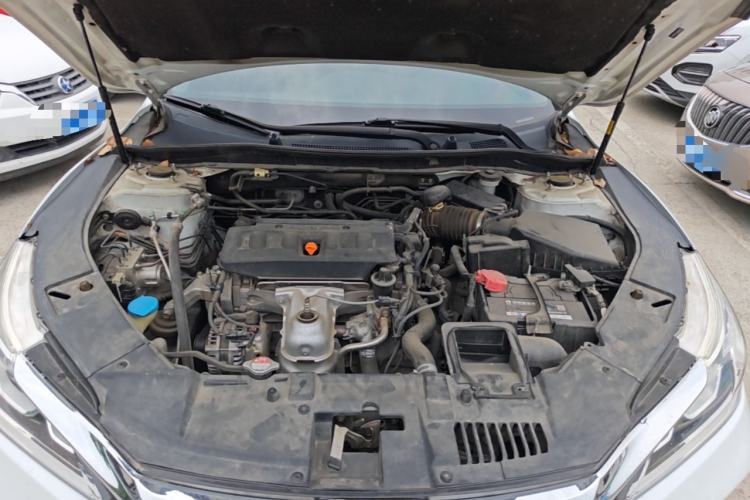 Used Honda Accord 2016 2.0L Comfort Edition Engine Bay