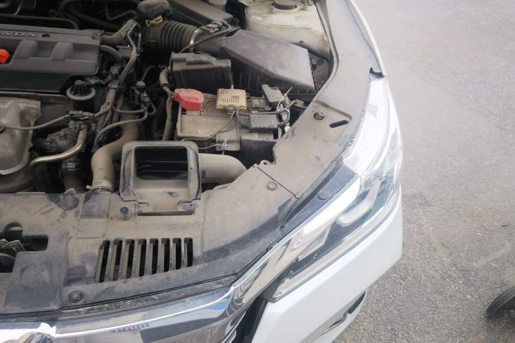 Used Honda Accord 2016 2.0L Comfort Edition Engine Bay Left