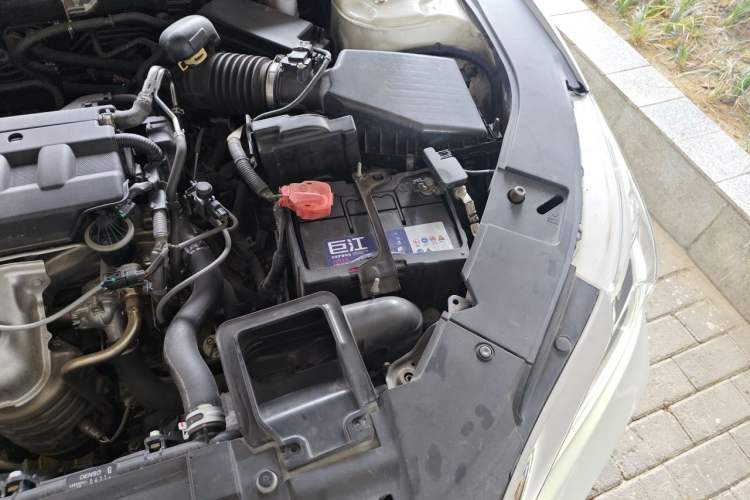 Used Honda Accord 2016 2.0L Comfort Edition Engine Bay Left