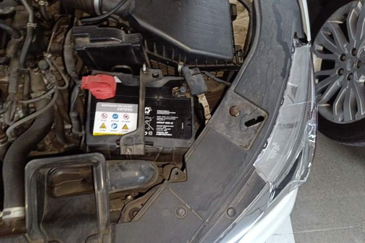 Used Honda Accord 2016 2.0L Comfort Edition Engine Bay Left