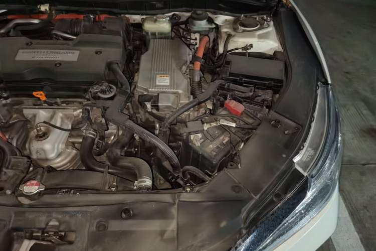 Used Honda Accord 2016 Hybrid 2.0L Sharp Edition Engine Bay Left