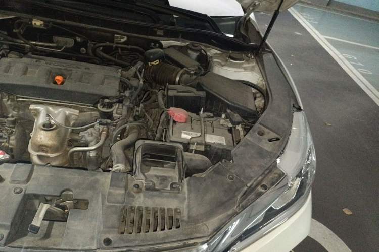 Used Honda Accord 2016 2.0L Comfort Edition Engine Bay Left