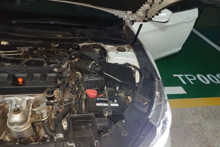 Used Honda Accord 2016 2.0L Elite Edition Engine Bay Left