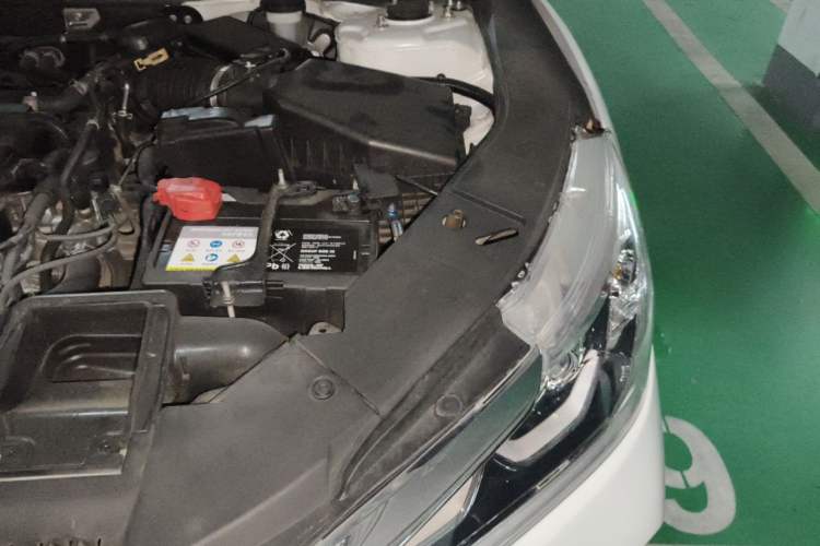 Used Honda Accord 2016 2.0L Comfort Edition Engine Bay Left