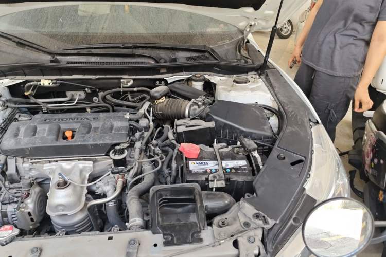 Used Honda Accord 2016 2.0L Comfort Edition Engine Bay Left