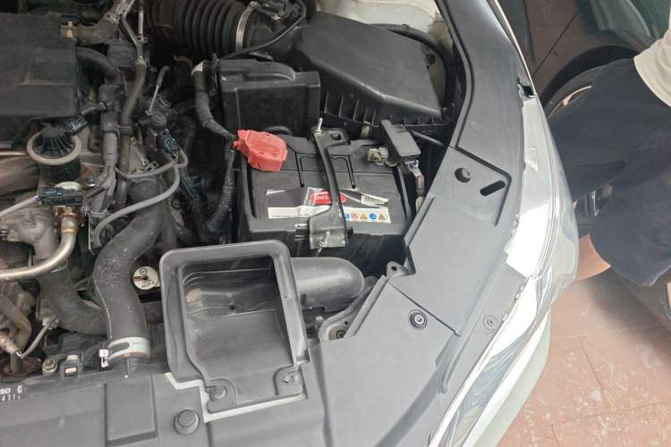 Used Honda Accord 2016 2.0L Comfort Edition Engine Bay Left
