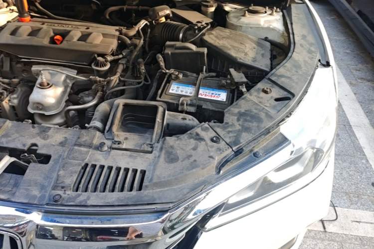 Used Honda Accord 2016 2.0L Comfort Edition Engine Bay Left