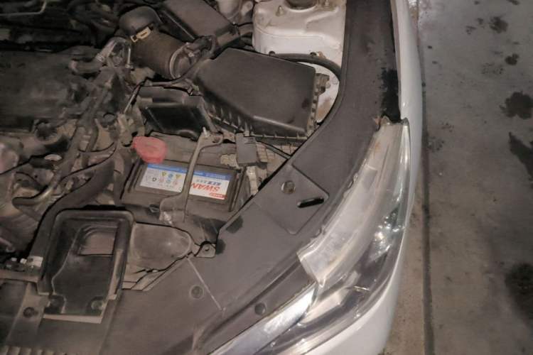 Used Honda Accord 2016 2.0L Comfort Edition Engine Bay Left